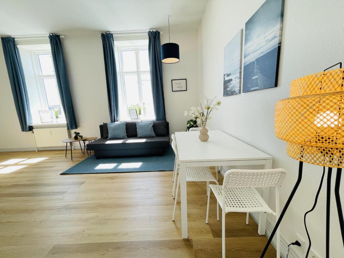 Aday - Blue Light Suite Apartment In The Center Of Hjorring ภายนอก รูปภาพ