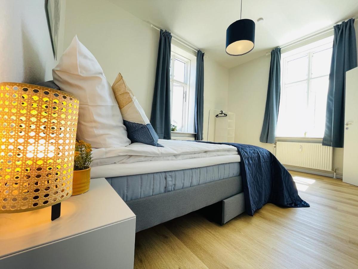 Aday - Blue Light Suite Apartment In The Center Of Hjorring ภายนอก รูปภาพ